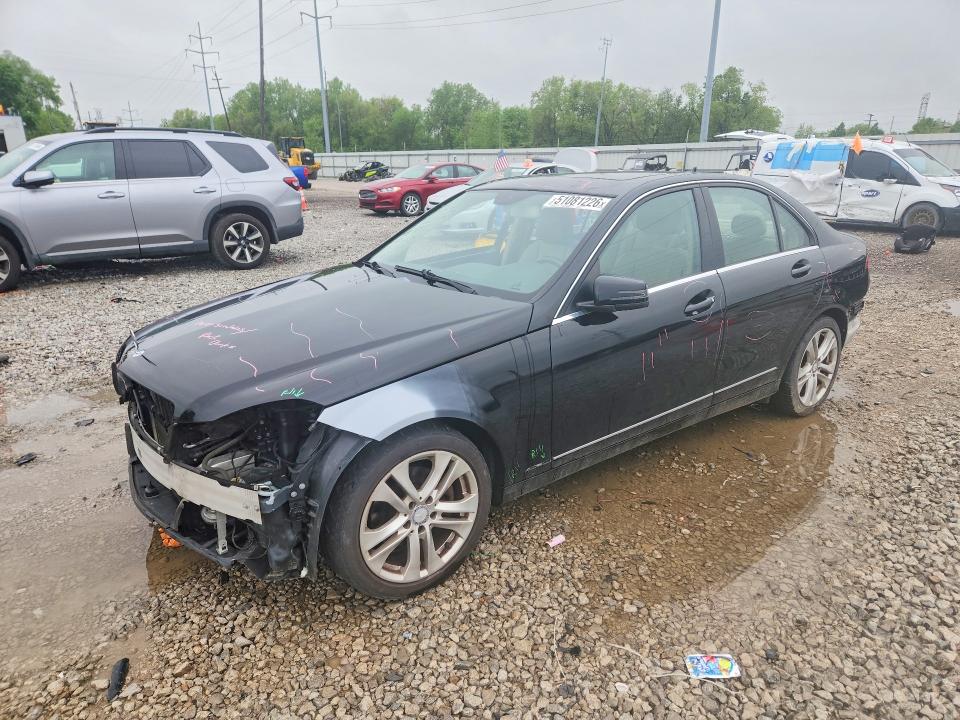 2012 Mercedes-benz C მანქანა იყიდება აუქციონზე, vin: WDDGF8BB4CR229927, აუქციონის ნომერი: 57676596