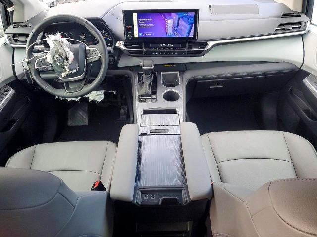 48802836 :رقم المزاد ، 5TDYRKEC6SS242010 vin ، 2025 Toyota Sienna مزاد بيع