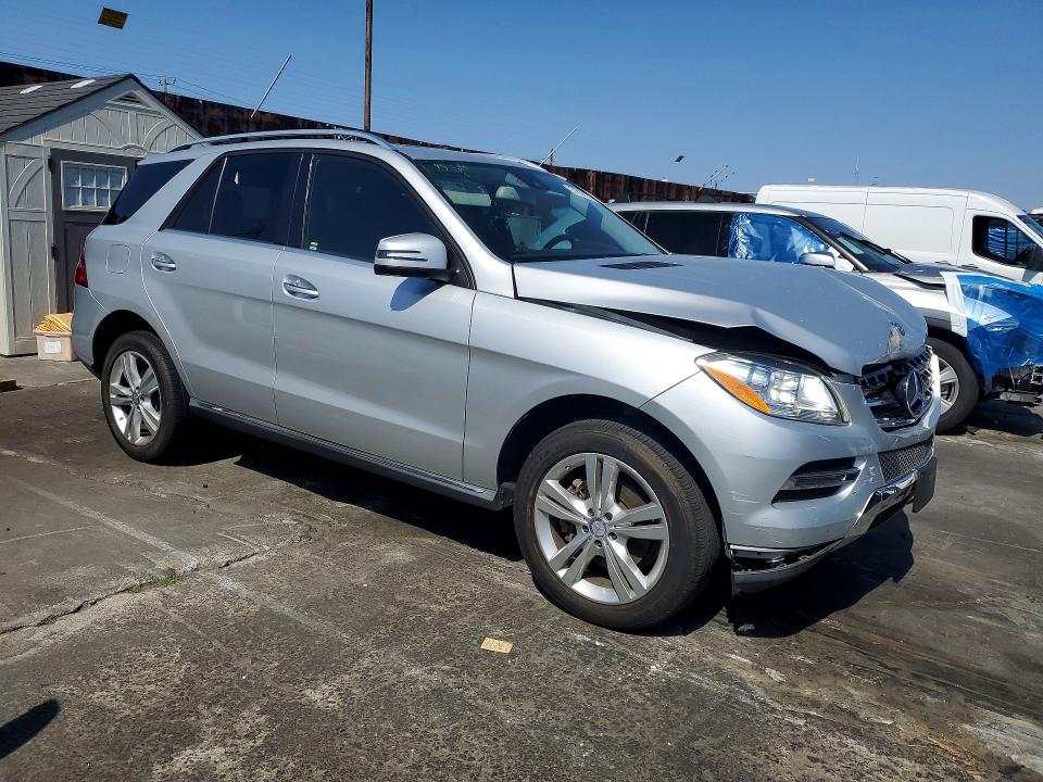 Продажа на аукционе авто 2015 Mercedes-benz Ml, vin: 4JGDA5JB6FA601214, номер лота: 51839186