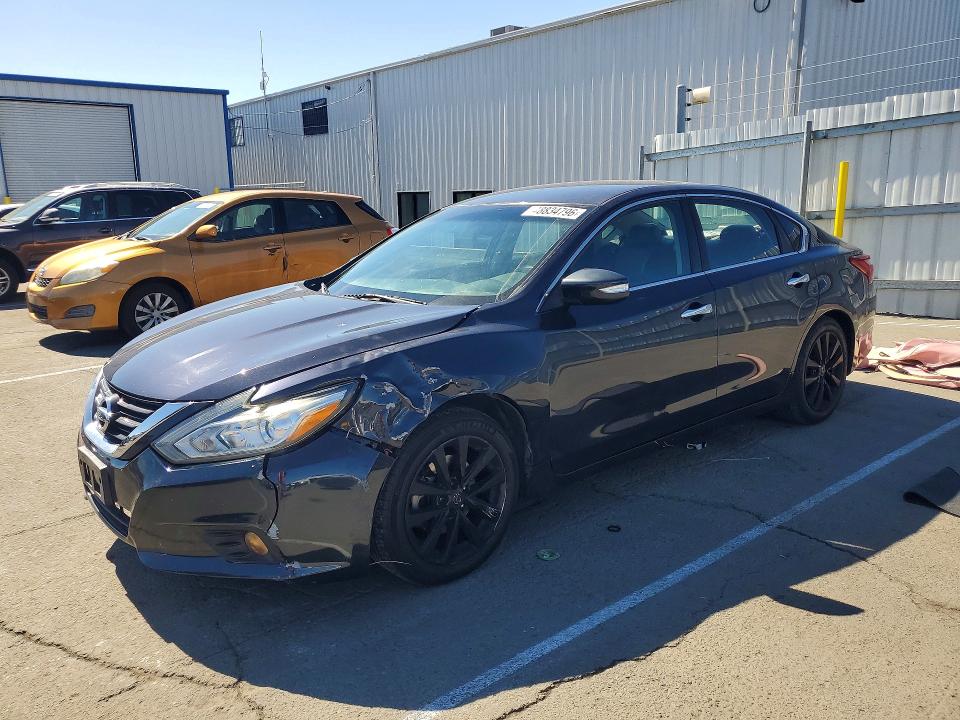Продажа на аукционе авто 2018 Nissan Altima, vin: 1N4AL3AP7JC242847, номер лота: 48834796