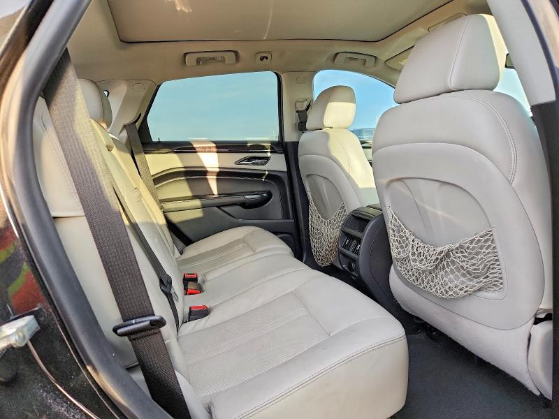 51875706 :رقم المزاد ، 3GYFNBE30GS505804 vin ، 2016 Cadillac Srx مزاد بيع