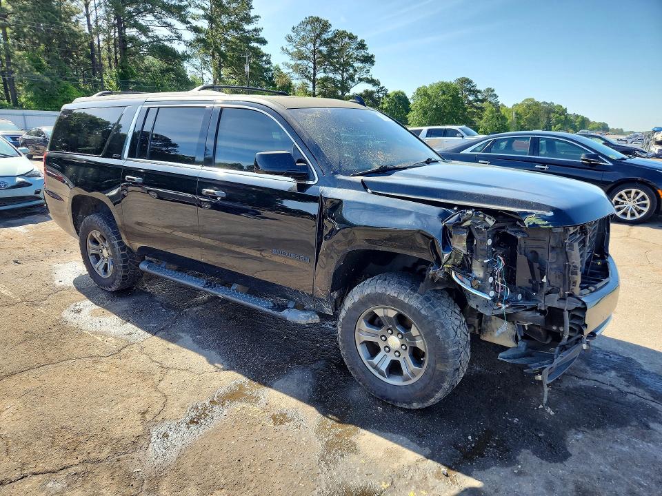 50261716 :رقم المزاد ، 1GNSKHKC4HR272218 vin ، 2017 Chevrolet Suburban مزاد بيع