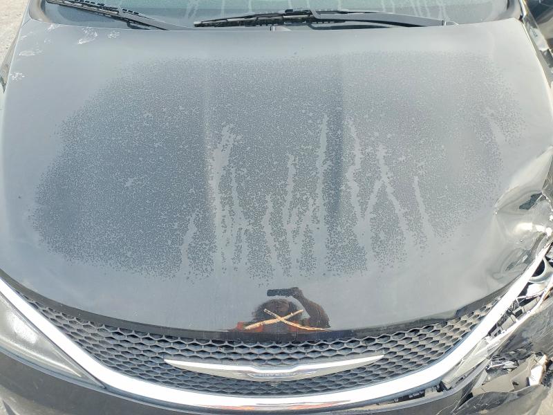 48731006 :رقم المزاد ، 2C4RC1EG5HR507701 vin ، 2017 Chrysler Pacifica مزاد بيع