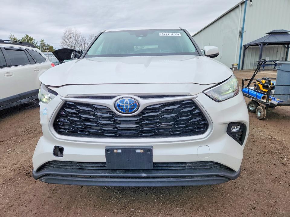 47779736 :رقم المزاد ، 5TDBBRCH8RS642789 vin ، 2024 Toyota Highlander Hybrid مزاد بيع