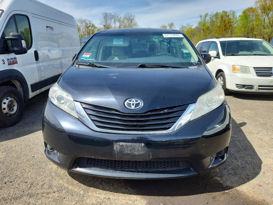 Aukcja sprzedaży 2017 Toyota Sienna, vin: 5TDKZ3DCXHS816680, numer aukcji: 51174026