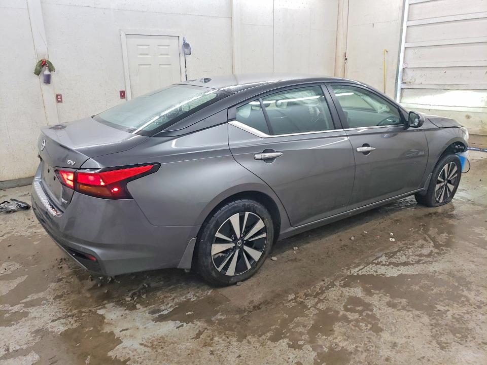 2022 Nissan Altima მანქანა იყიდება აუქციონზე, vin: 1N4BL4DW3NN381865, აუქციონის ნომერი: 50583036