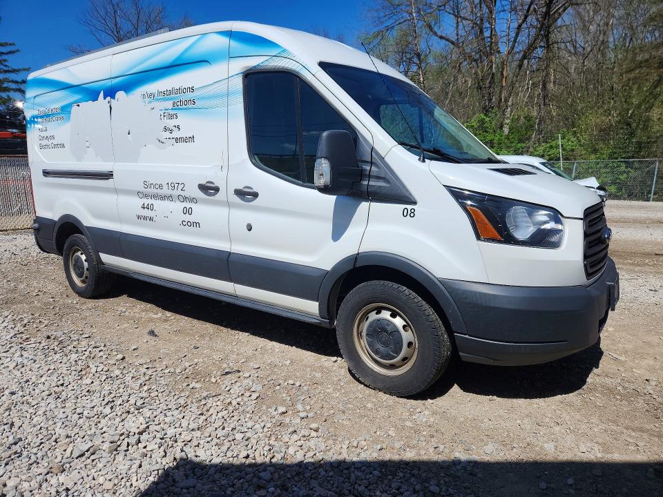50762296 :رقم المزاد ، 1FTYR2CG9HKB37287 vin ، 2017 Ford Transit مزاد بيع