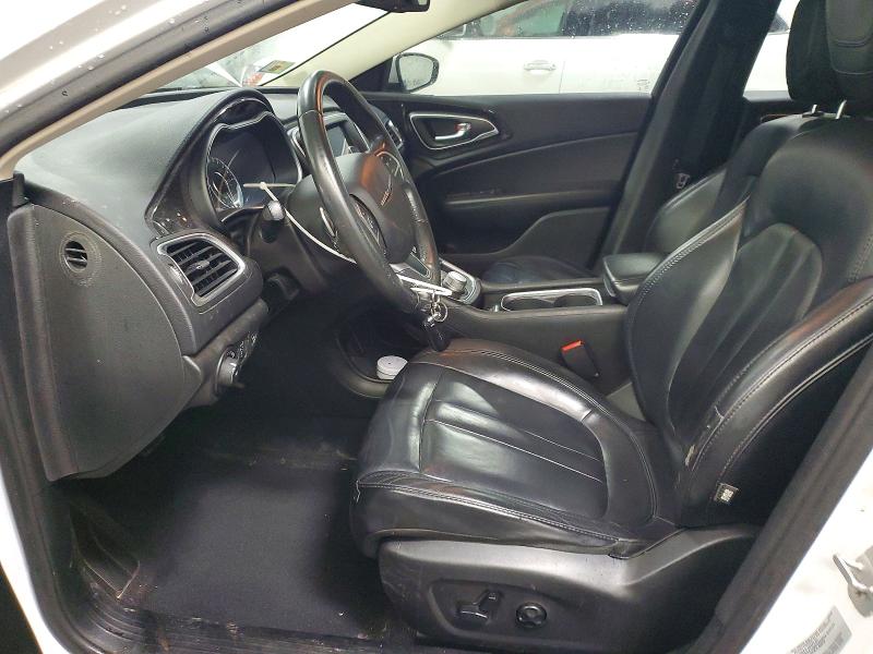 48484266 :رقم المزاد ، 1C3CCCEG2FN540087 vin ، 2015 Chrysler 200 مزاد بيع