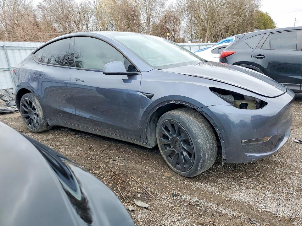 Продажа на аукционе авто 2022 Tesla Model Y, vin: 7SAYGDEE7NF516992, номер лота: 46992746
