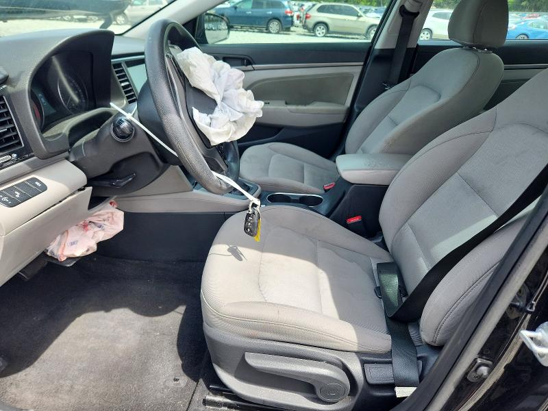 50530986 :رقم المزاد ، 5NPD84LF2JH253262 vin ، 2018 Hyundai Elantra مزاد بيع