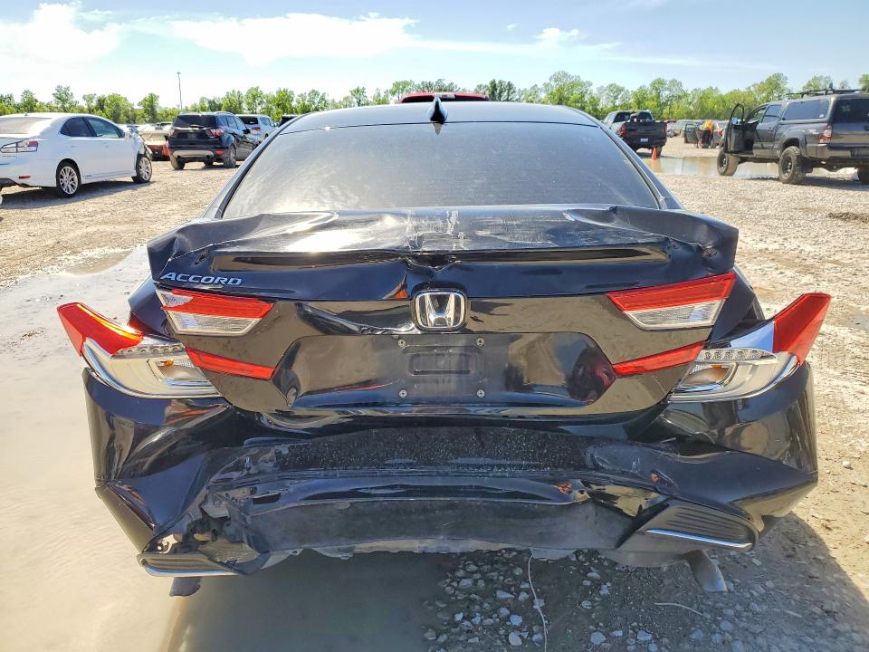 Продаж на аукціоні авто 2018 Honda Accord, vin: 1HGCV1F19JA251536, номер лоту: 49006666