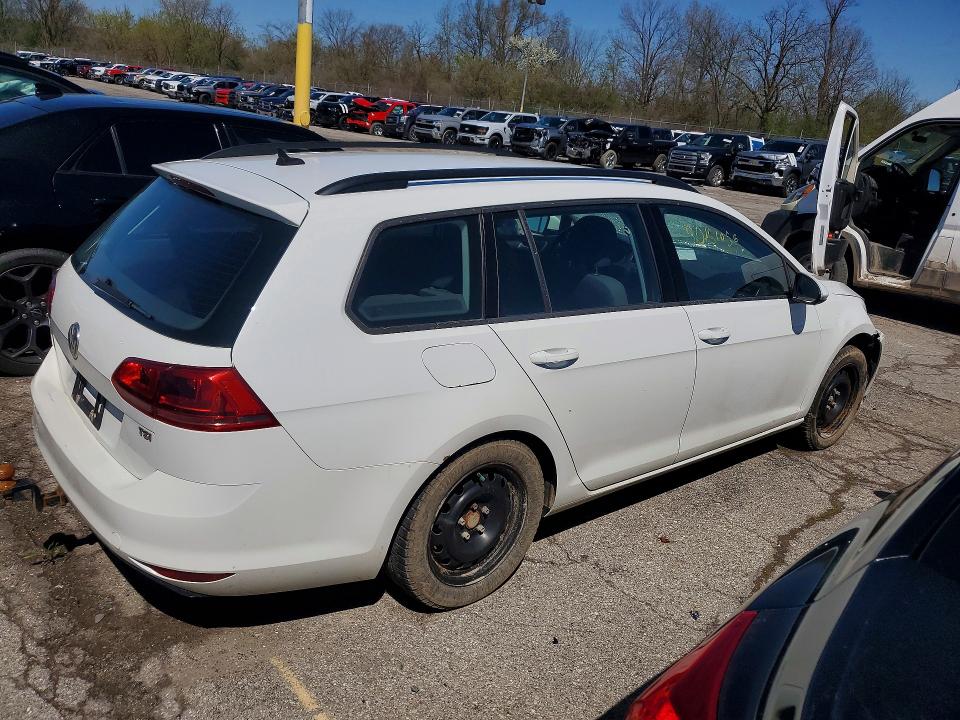 2016 Volkswagen Golf მანქანა იყიდება აუქციონზე, vin: 3VWC17AU4GM512546, აუქციონის ნომერი: 50151056