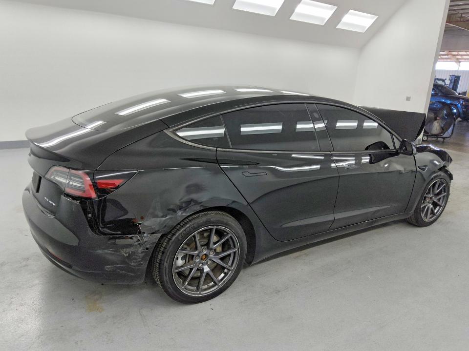 Auction sale of the 2021 Tesla Model 3, vin: 5YJ3E1EB3MF006820, lot number: 50672396
