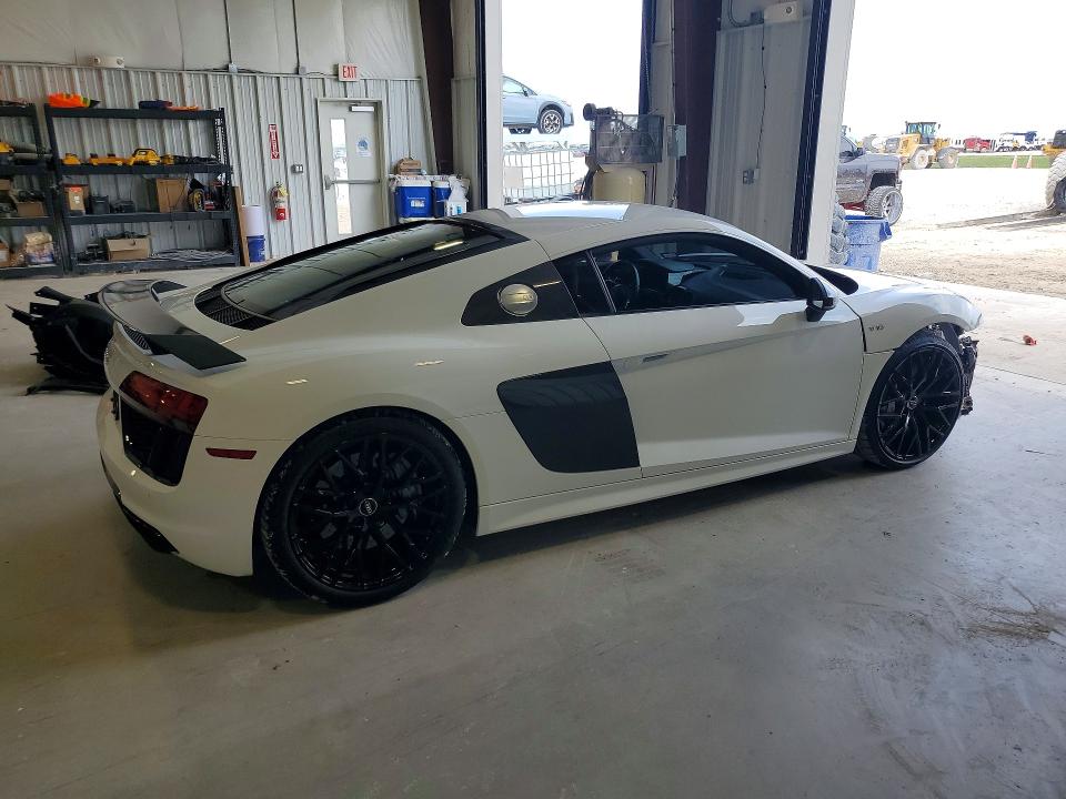 Продажа на аукционе авто 2018 Audi R8, vin: WUAKBAFXXJ7900428, номер лота: 48923606