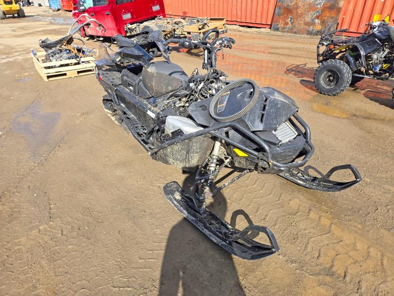 51105756 :رقم المزاد ، 2BPSASNA6NV000298 vin ، 2022 Ski-doo Expedition Swt 900 مزاد بيع