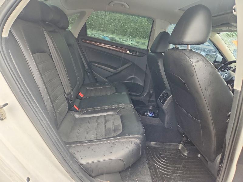 51176556 :رقم المزاد ، 1VWCN7A39DC045262 vin ، 2013 Volkswagen Passat مزاد بيع