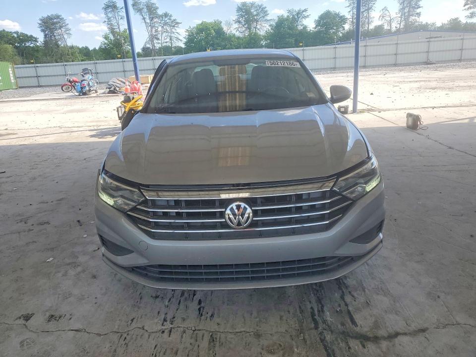 50212186 :رقم المزاد ، 3VWCB7BU5LM063108 vin ، 2020 Volkswagen Jetta مزاد بيع
