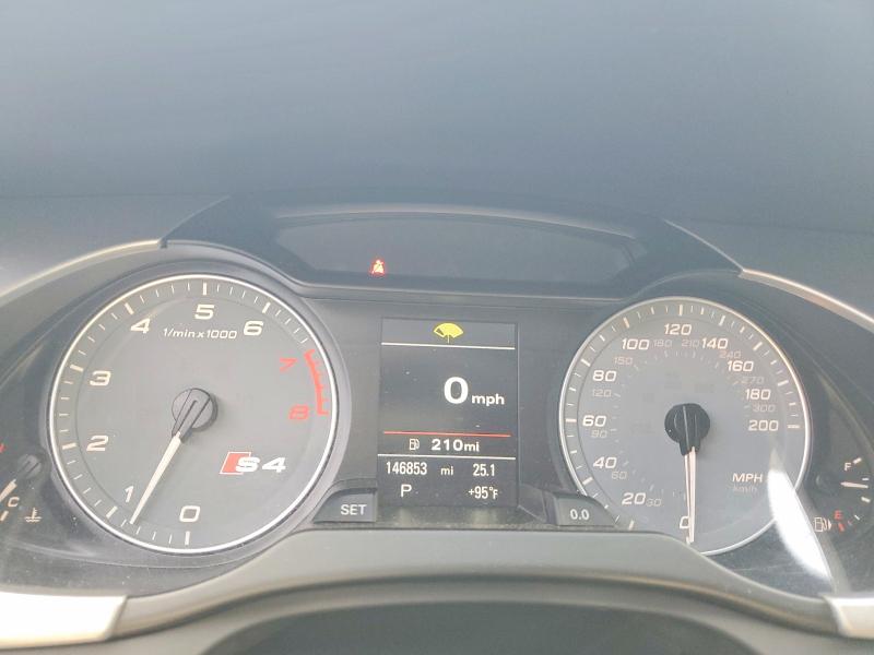 2011 Audi S4 მანქანა იყიდება აუქციონზე, vin: WAUBGAFLXBA030838, აუქციონის ნომერი: 49945356