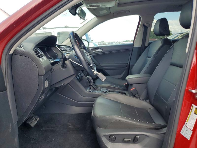 47701506 :رقم المزاد ، 3VV2B7AX4JM171180 vin ، 2018 Volkswagen Tiguan مزاد بيع