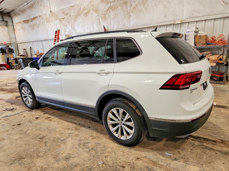 49502776 :رقم المزاد ، 3VV2B7AX9JM179064 vin ، 2018 Volkswagen Tiguan مزاد بيع