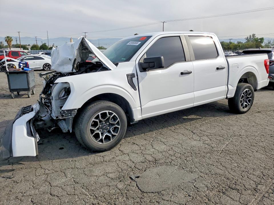 49969896 :رقم المزاد ، 1FTEW1CP3PKD63703 vin ، 2023 Ford F150 مزاد بيع
