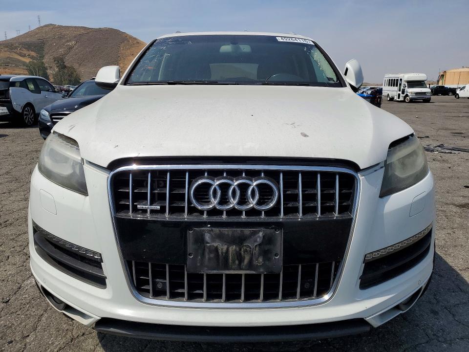 2015 Audi Q7 მანქანა იყიდება აუქციონზე, vin: WA1CGAFE6FD004650, აუქციონის ნომერი: 49264116