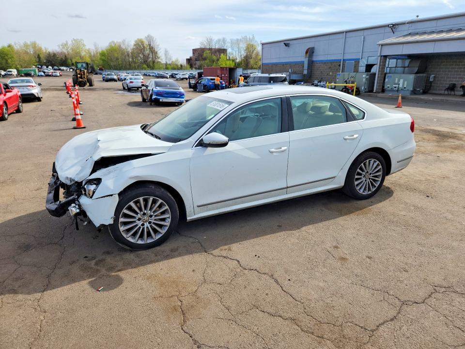 2016 Volkswagen Passat მანქანა იყიდება აუქციონზე, vin: 1VWBT7A31GC005618, აუქციონის ნომერი: 51001516