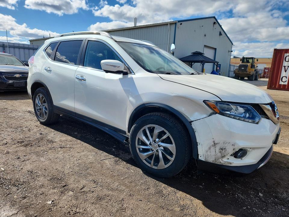 2015 Nissan Rogue მანქანა იყიდება აუქციონზე, vin: 5N1AT2MV8FC920586, აუქციონის ნომერი: 51544206