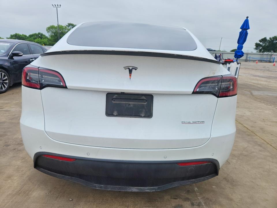 50800046 :رقم المزاد ، 7SAYGDEF0NF548563 vin ، 2022 Tesla Model Y مزاد بيع