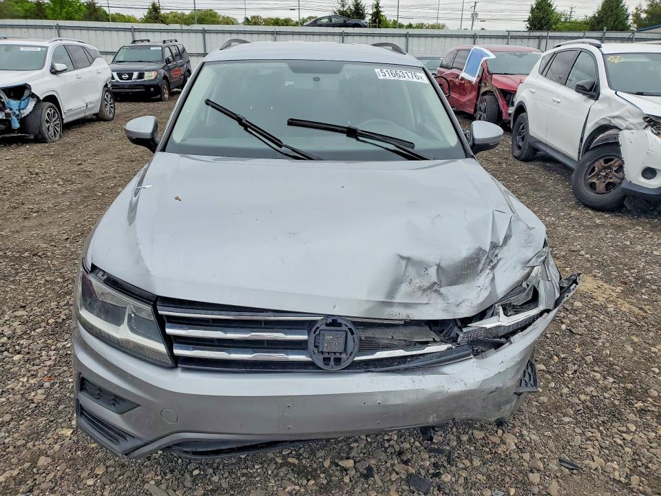 Продажа на аукционе авто 2020 Volkswagen Tiguan, vin: 3VV0B7AX1LM118799, номер лота: 51663176