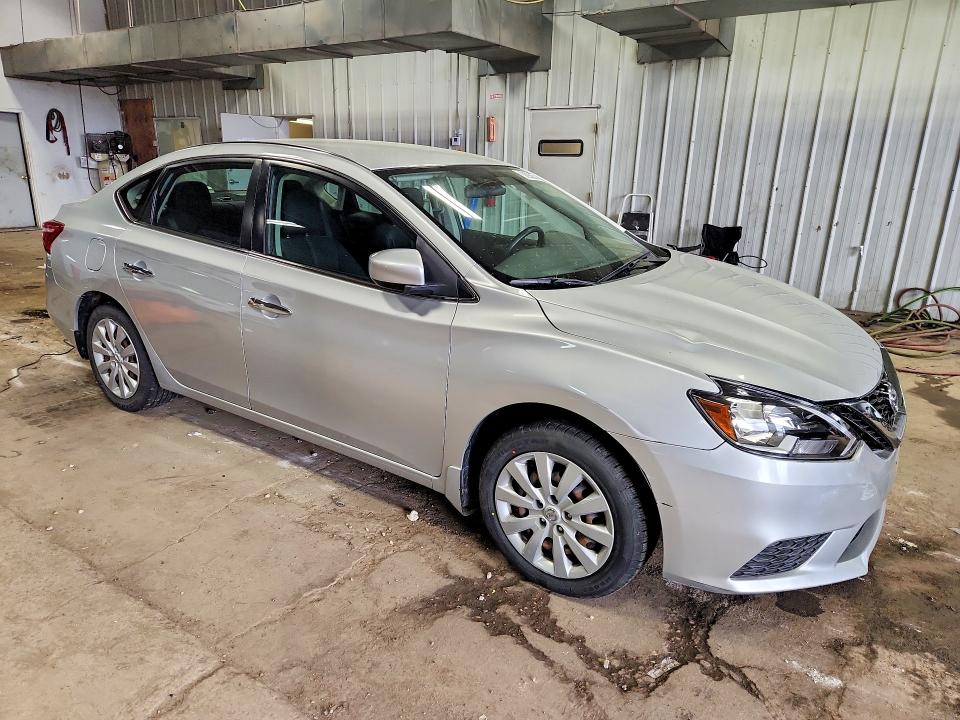 2017 Nissan Sentra მანქანა იყიდება აუქციონზე, vin: 3N1AB7APXHY307652, აუქციონის ნომერი: 50938376