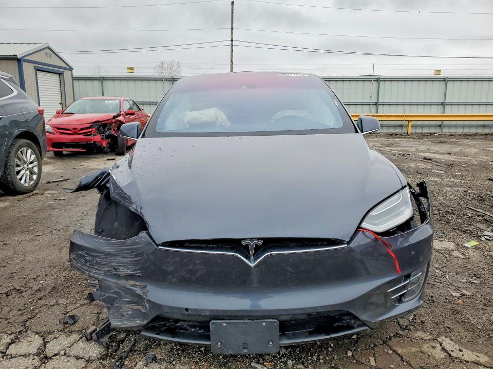 Продаж на аукціоні авто 2016 Tesla Model X, vin: 5YJXCAE21GF004415, номер лоту: 48273036