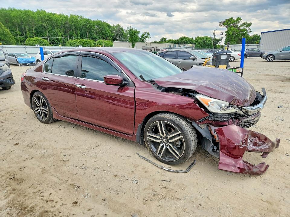 50827016 :رقم المزاد ، 1HGCR2F55HA041622 vin ، 2017 Honda Accord مزاد بيع