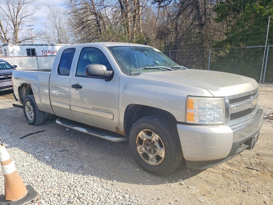 Продажа на аукционе авто 2008 Chevrolet Silverado, vin: 2GCEK19J781125210, номер лота: 49052416