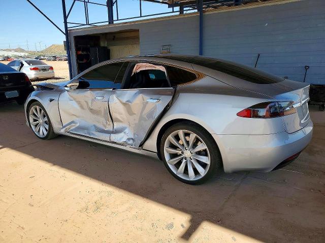 Продажа на аукционе авто 2016 Tesla Model S, vin: 5YJSA1E24GF176745, номер лота: 51590096