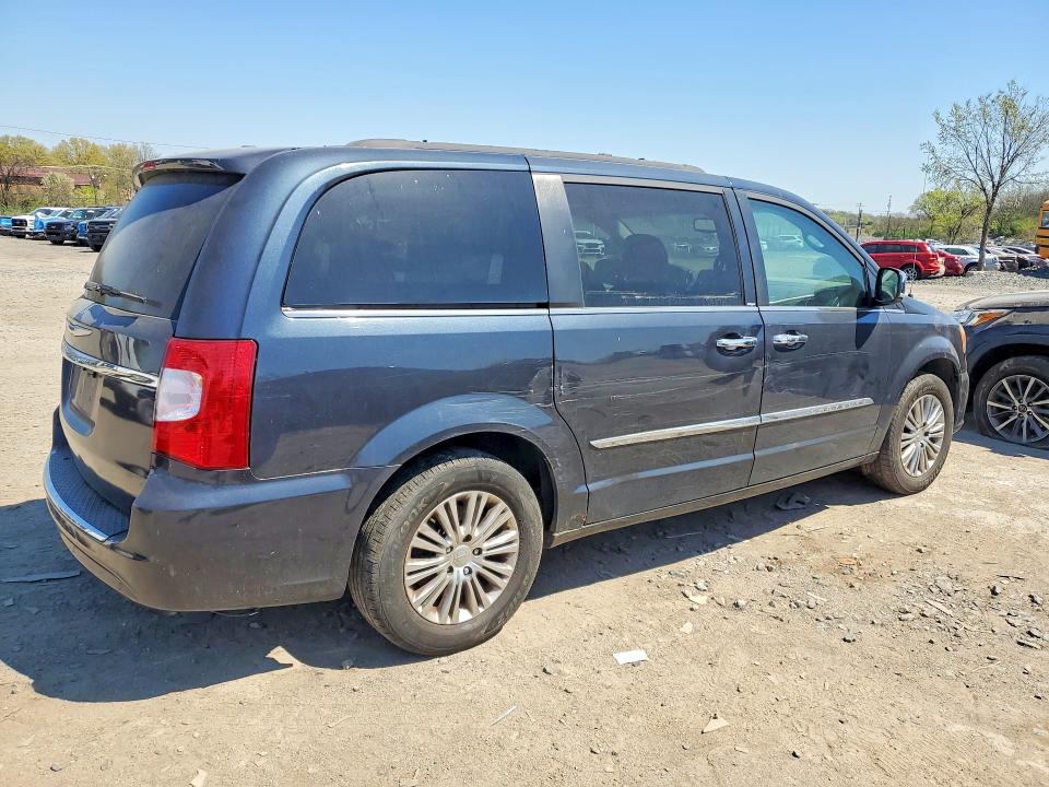 2014 Chrysler Town & Country მანქანა იყიდება აუქციონზე, vin: 2C4RC1CG0ER108743, აუქციონის ნომერი: 49038476