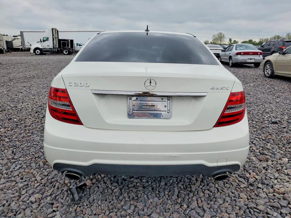 2012 Mercedes-benz C მანქანა იყიდება აუქციონზე, vin: WDDGF8BB4CR238160, აუქციონის ნომერი: 51433626
