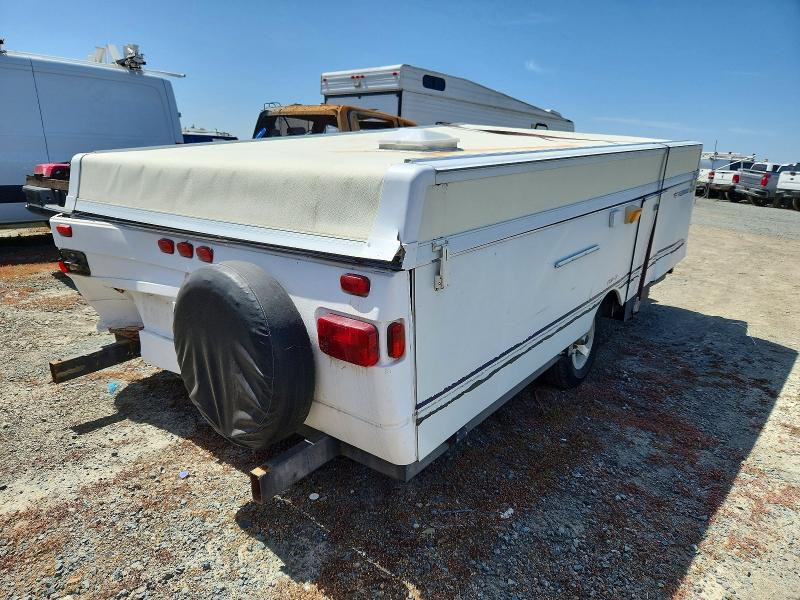 51448706 :رقم المزاد ، 4CE681H1677292707 vin ، 2007 Fleetwood Trailer مزاد بيع