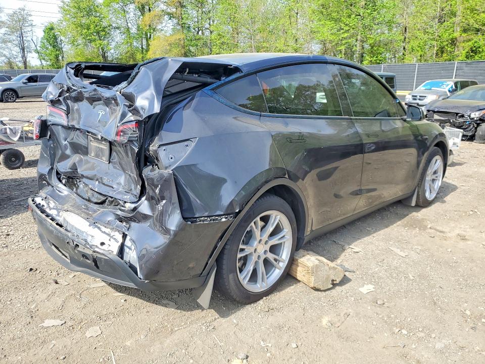 Продажа на аукционе авто 2024 Tesla Model Y, vin: 7SAYGAEE4RF988684, номер лота: 50049646