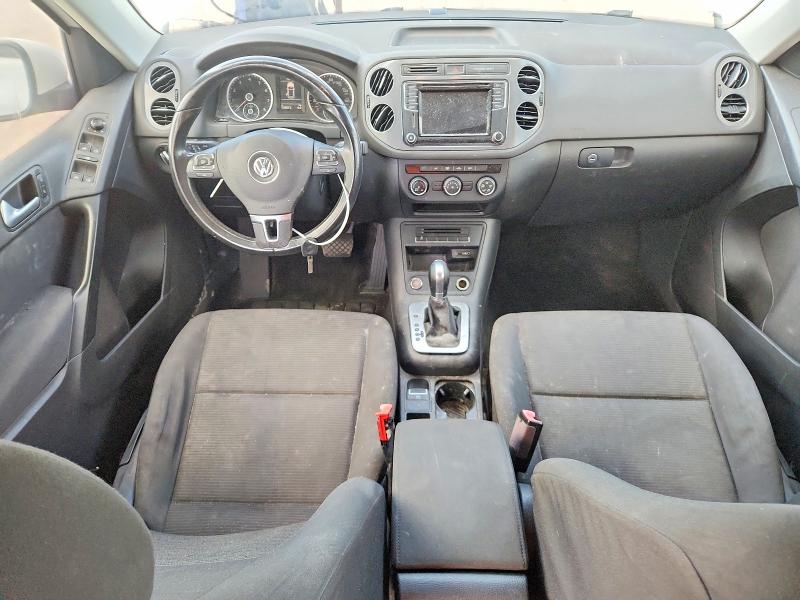2017 Volkswagen Tiguan მანქანა იყიდება აუქციონზე, vin: WVGAV7AX7HK046978, აუქციონის ნომერი: 51856736