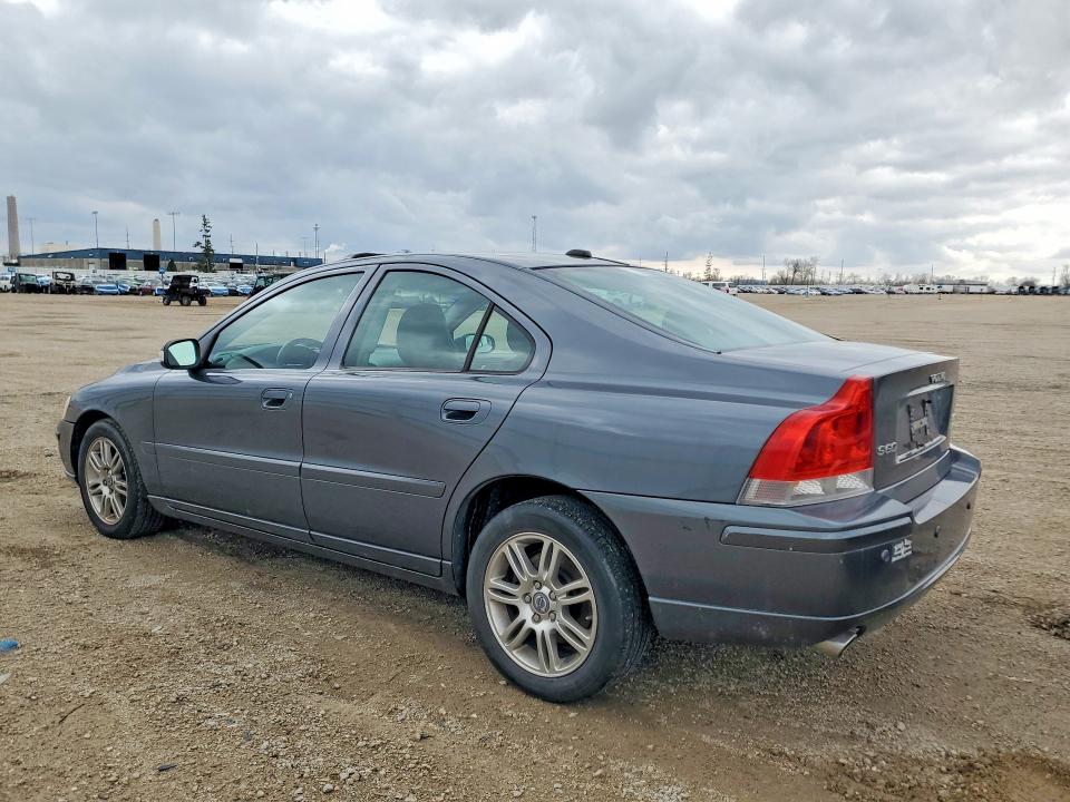 2007 Volvo S60 მანქანა იყიდება აუქციონზე, vin: YV1RH592272617040, აუქციონის ნომერი: 49621186