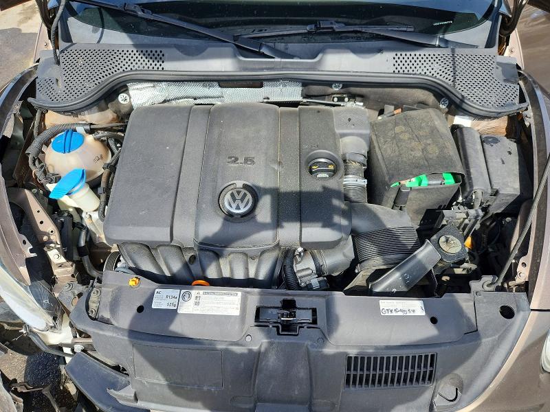 49563746 :رقم المزاد ، 3VWHX7AT0DM647515 vin ، 2013 Volkswagen Beetle مزاد بيع