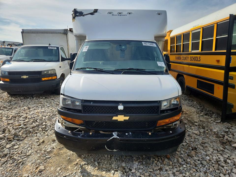 Продаж на аукціоні авто 2022 Chev Express, vin: 1HA3GTC75NN005820, номер лоту: 48215406