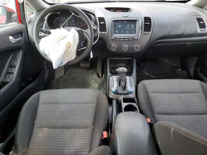 50939596 :رقم المزاد ، 3KPFL4A7XJE269216 vin ، 2018 Kia Forte مزاد بيع