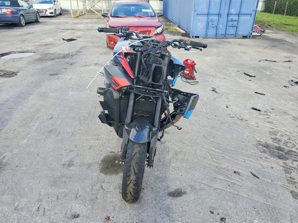 49375416 :رقم المزاد ، WB10E930XT6M30358 vin ، 2026 Bmw M 1000 مزاد بيع
