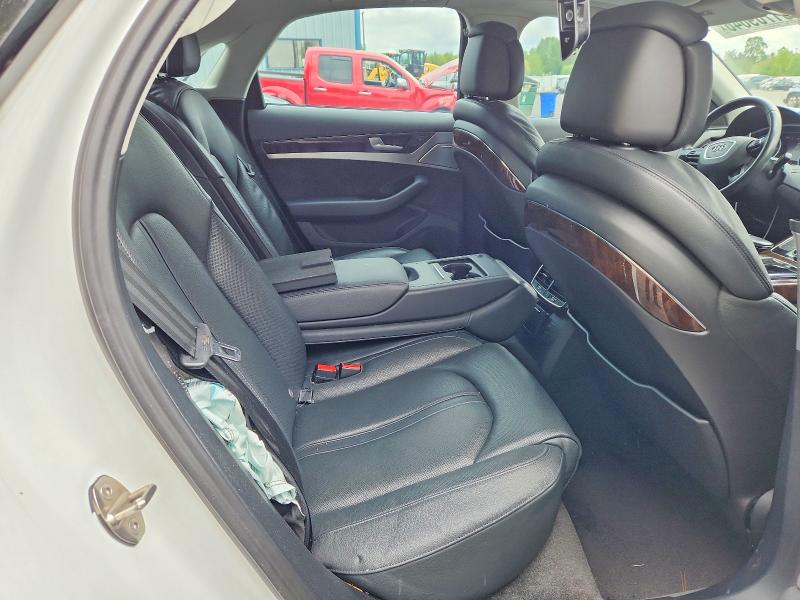 Продажа на аукционе авто 2015 Audi A8, vin: WAUJGAFD8FN019937, номер лота: 51709646