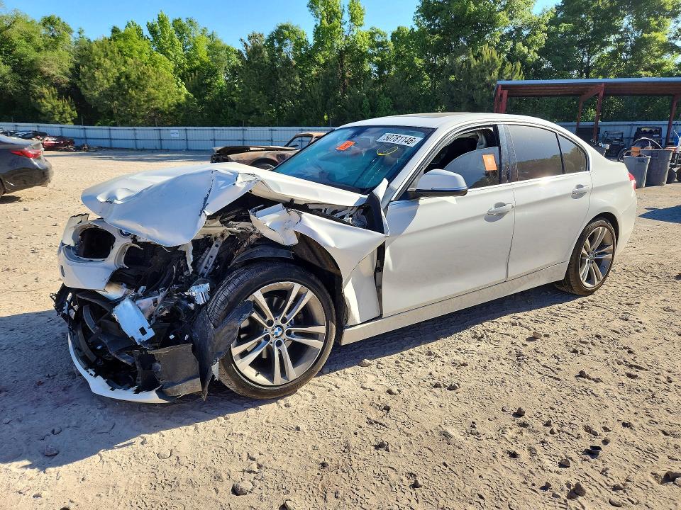 50781146 :رقم المزاد ، WBA8D9C50JA607950 vin ، 2018 Bmw 330 مزاد بيع