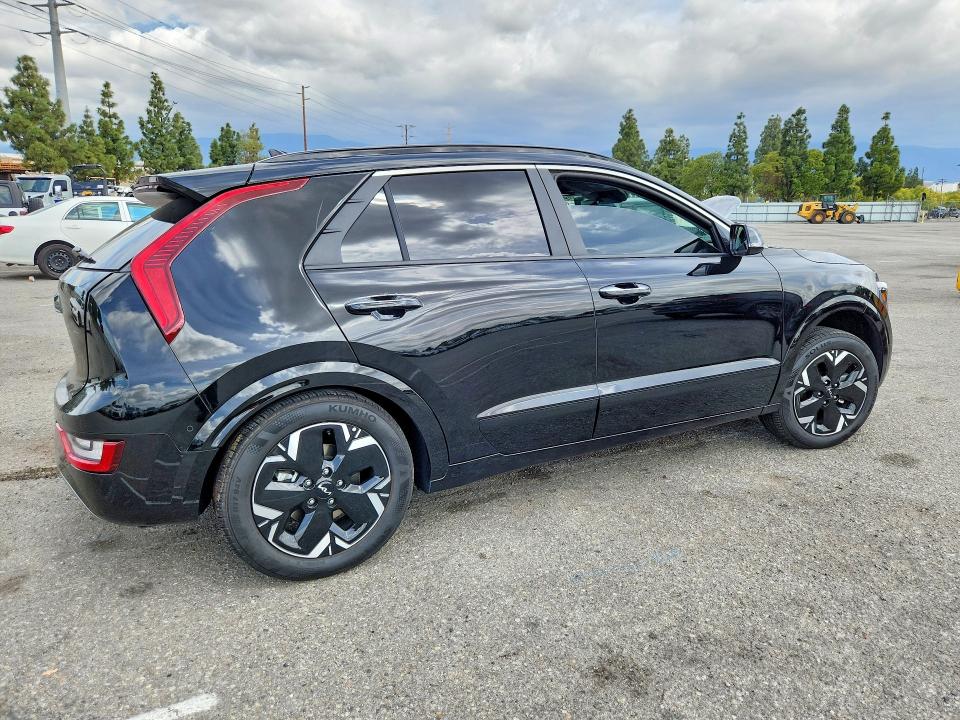 2025 Kia Niro მანქანა იყიდება აუქციონზე, vin: KNDCT3L1XS5143649, აუქციონის ნომერი: 50733556