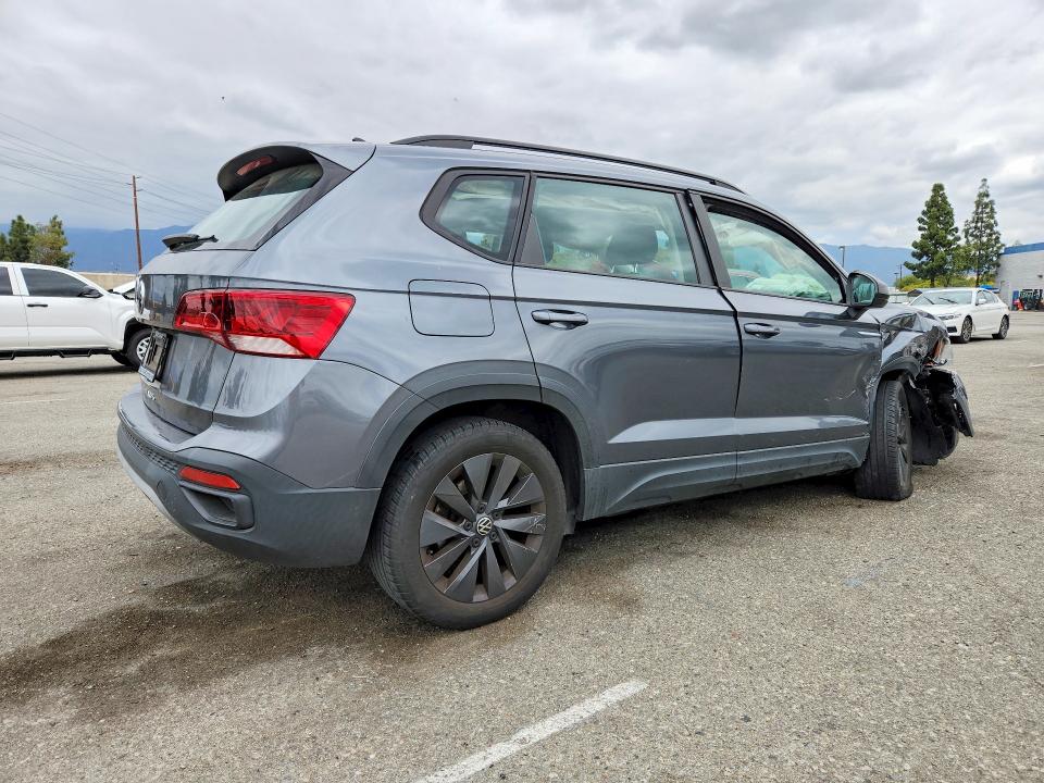 2022 Volkswagen Taos მანქანა იყიდება აუქციონზე, vin: 3VVCX7B28NM052031, აუქციონის ნომერი: 51195506