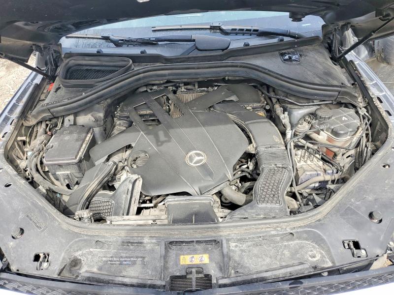49042496 :رقم المزاد ، 4JGDF6EE4JB028361 vin ، 2018 Mercedes-benz Gls مزاد بيع